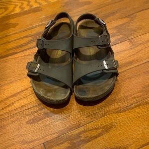 Used Boy’s Birkenstock Sandals